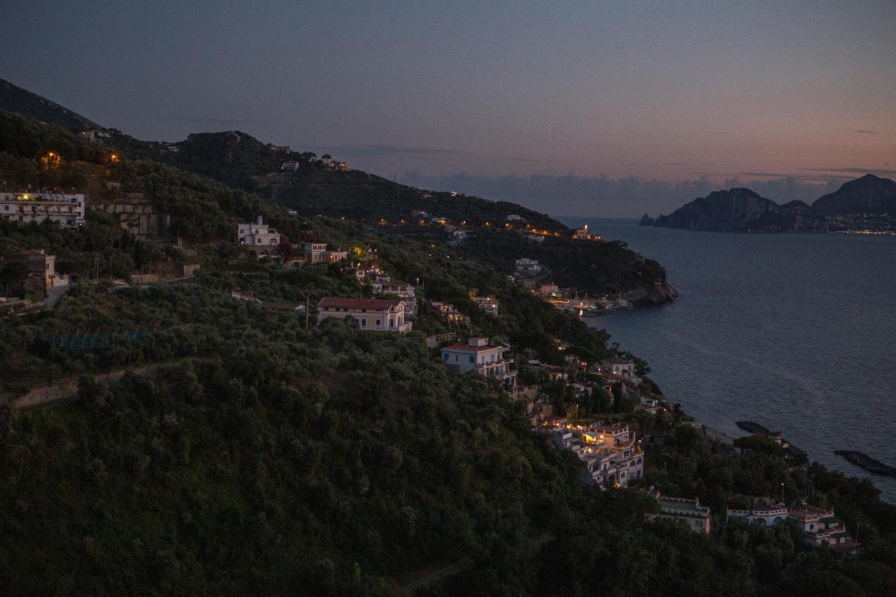 Hotel Vista Di Capri Масса-Лубренсе Екстер'єр фото